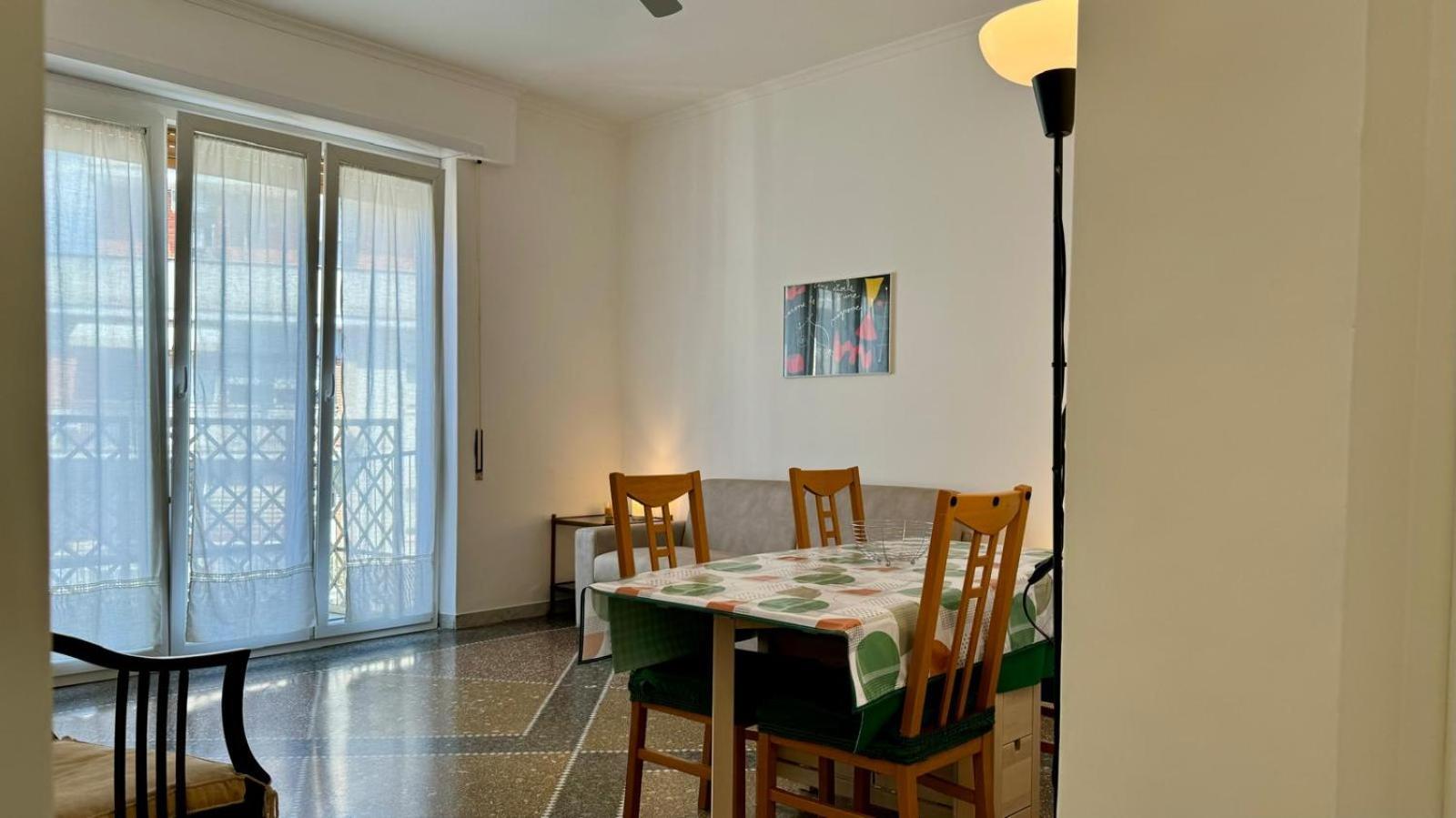 Quiet Nest In The Heart Of Gianicolo Apartment Rom