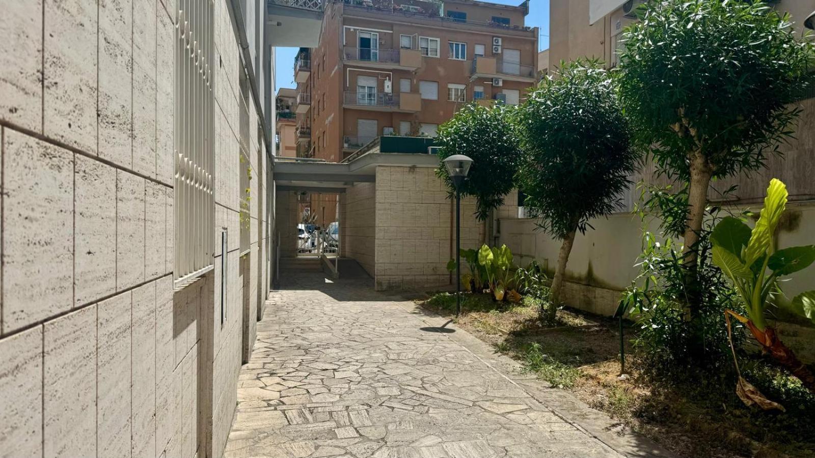 Quiet Nest In The Heart Of Gianicolo Apartment Rom